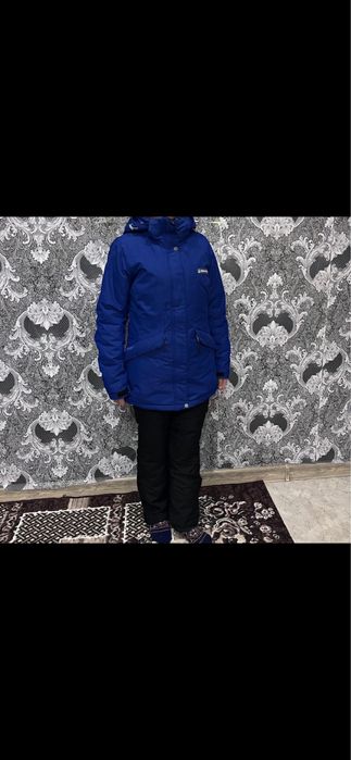 Продам женскую зимнюю куртку