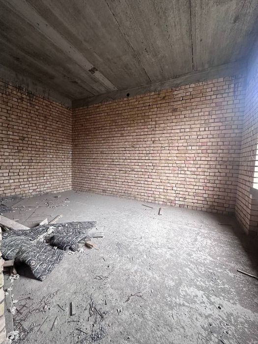 Недалеко от Ипподрома ул У́ратепа Евро дом 5 соток 10 комнат 350 м²