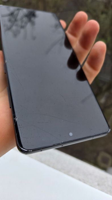 Samsung S21 ultra - geam spart