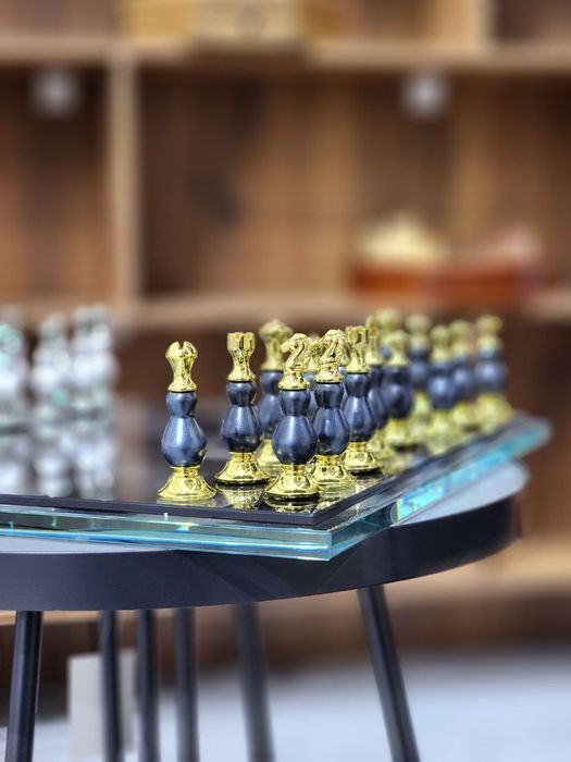 Элитные подарочные шахматы из Италии