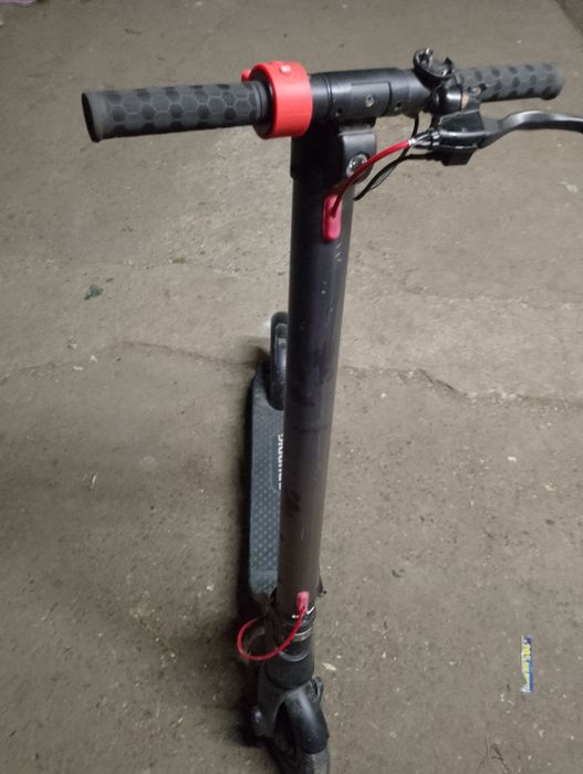 Vând trotineta electrică GRUNDIG X7