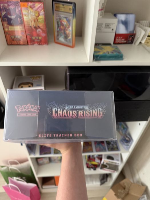 Elite Trainer Box Chaos Rising