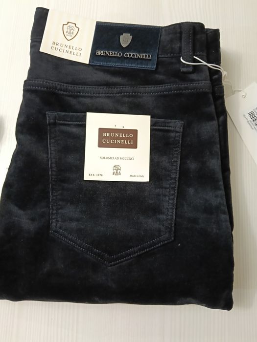 джинсы продам черные