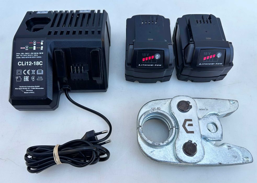 Vetec SPMA 32-18 - Акумулаторна хидравлична преса TH40 10.2025г