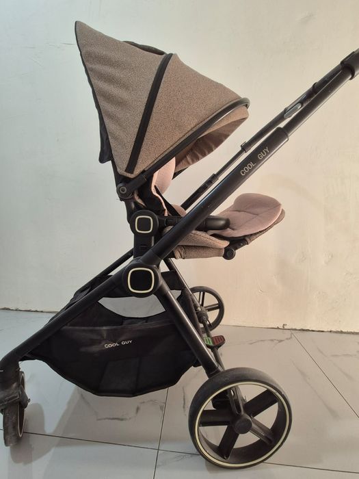 Продам детскую коляску