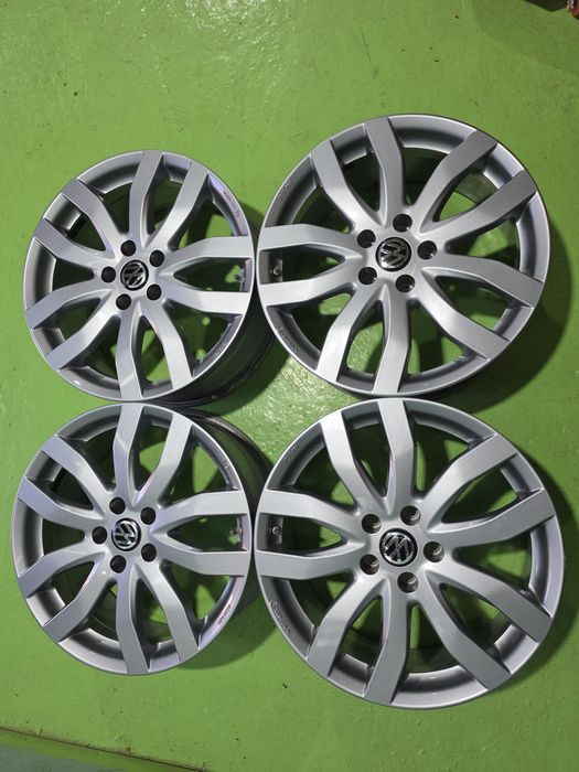 18 5x112 Vw Passat Touran Caddy Golf Skoda Audi 5х112