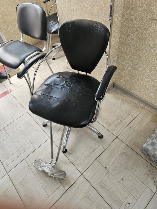 Парикмахерские красла