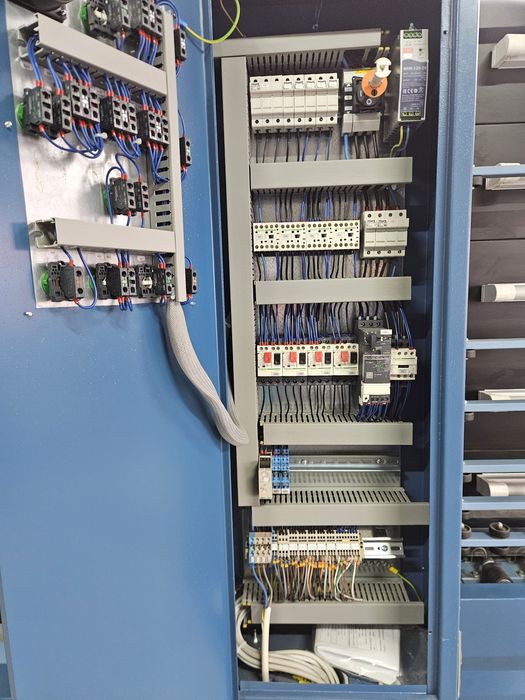 Masina de spalat geamuri termopane