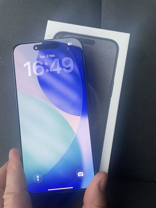 Vand iphone 15-PRO MAX 256-Gb stare ca nou impecabil