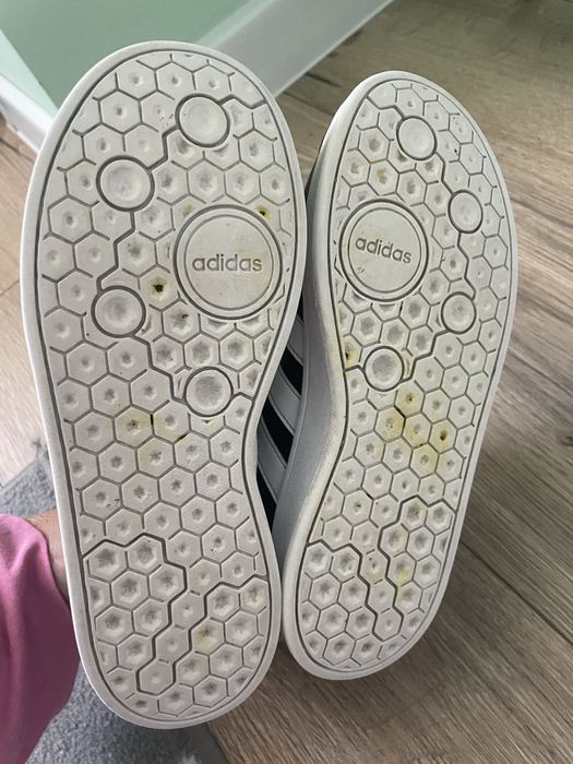 Маратонки Adidas, 32-ри и  34-ти номер