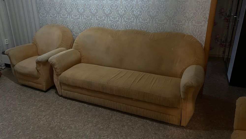 Продам диван + в подарок дивантек