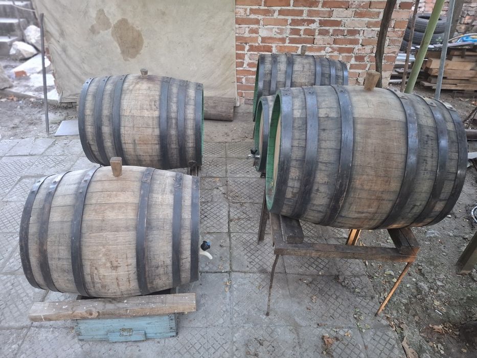 Дъбови бурета за вино