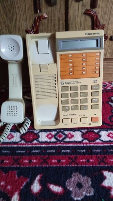 Продается домашний телефон Panasonic.