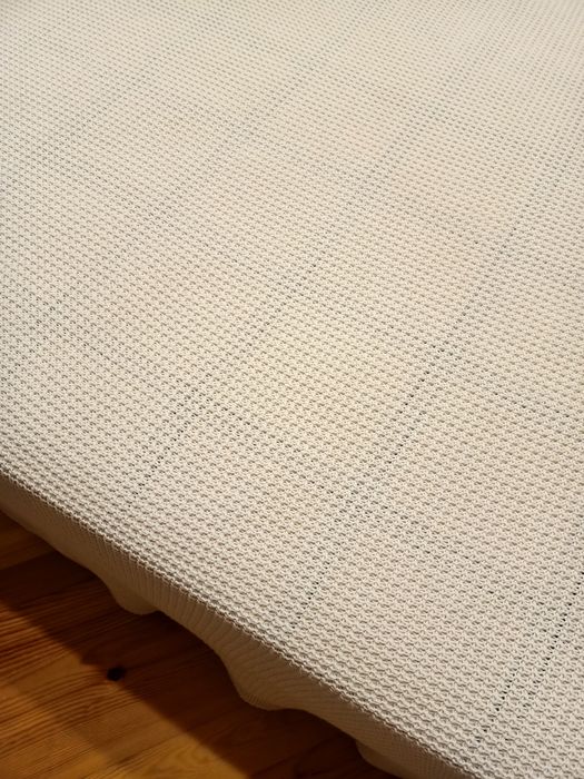 Продам покрывало на кровать