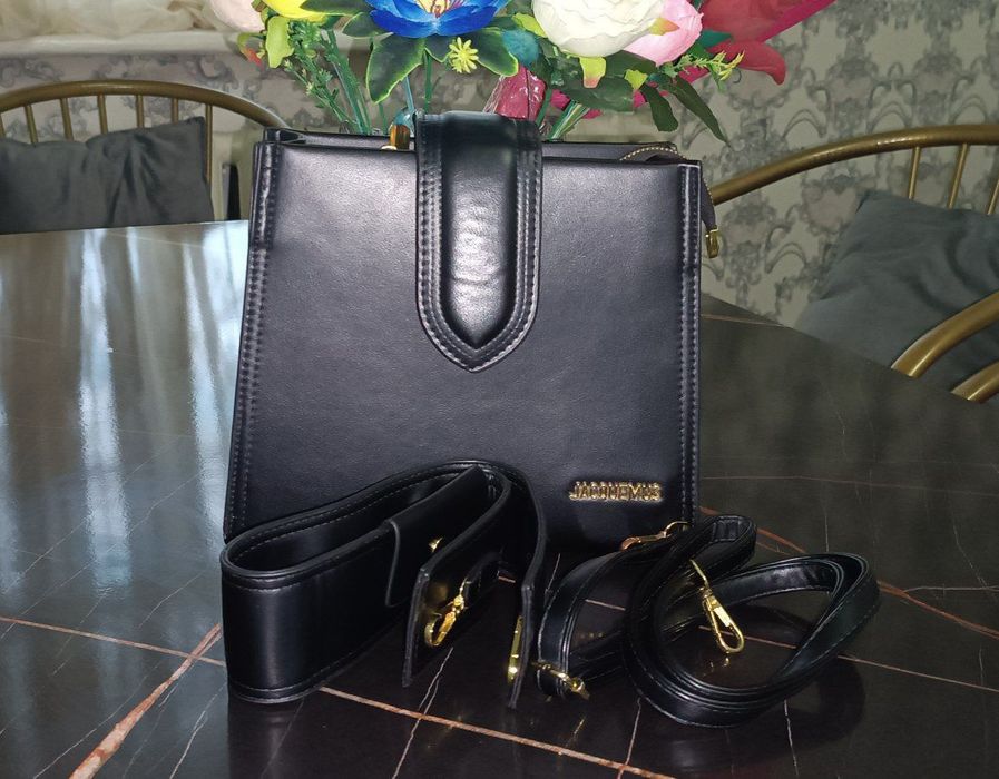 Ayollar sumkasi sifatli