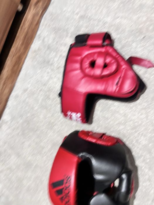 продам двух шлемов