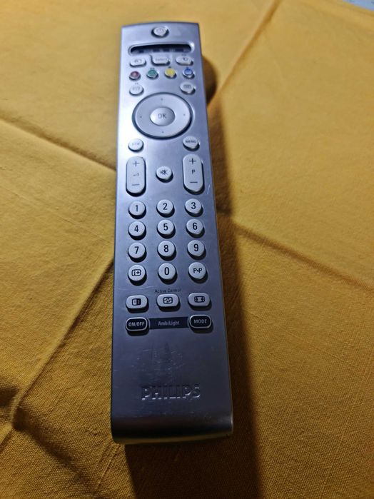 Telecomanda Philips Tv Amp Sat Aux DVDR Ambilight