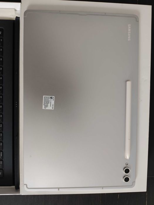 De vânzare, Samsung Tab 10 Ultra 5G Sim  12/256Schimb pentru un iPhone