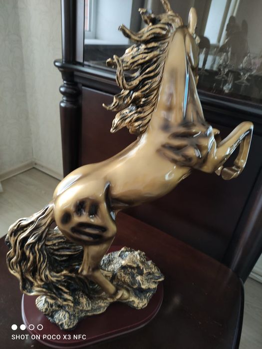 Статуэтка Лошадь новая