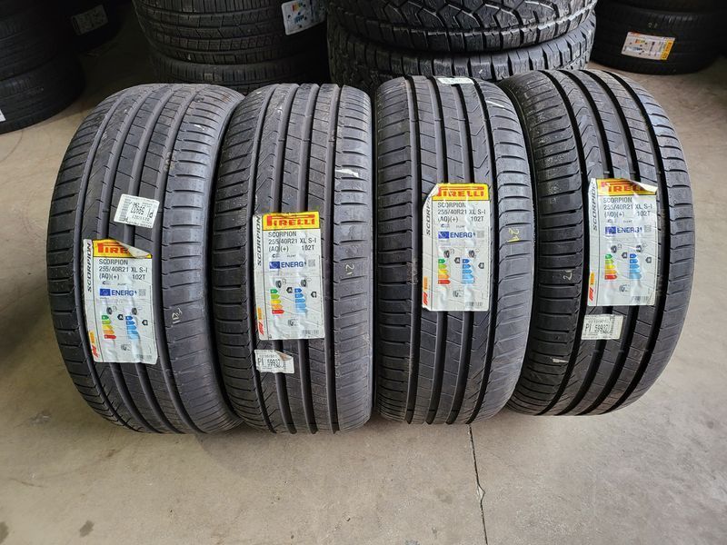 255/40/21 PIRELLI 4бр
