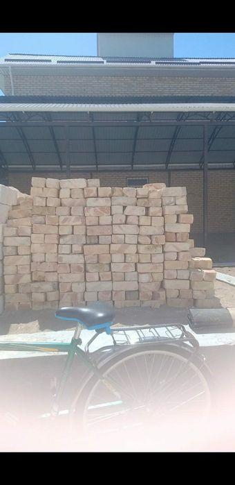 Жонный күйдірілген кірпіш сатылады