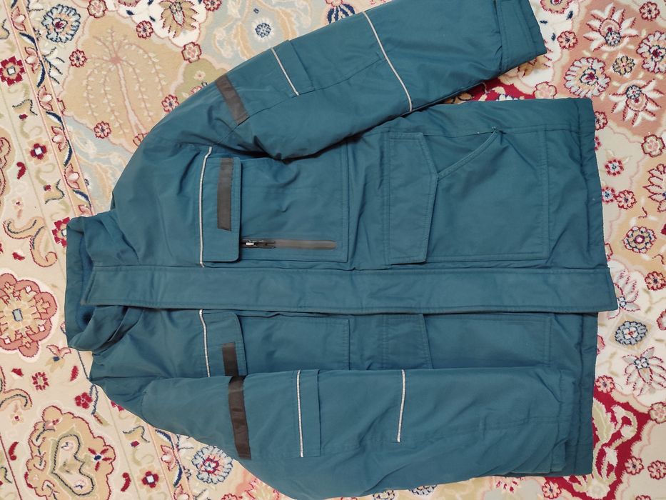 Зимняя куртка на мальчика