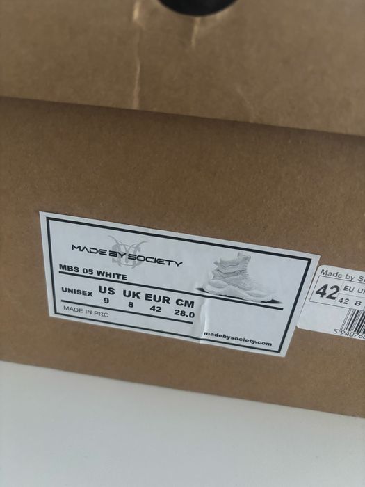 Made by Society adidasi white