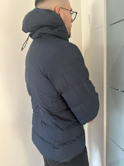 Продавам зимно мъжко яке Jack Wolfskin