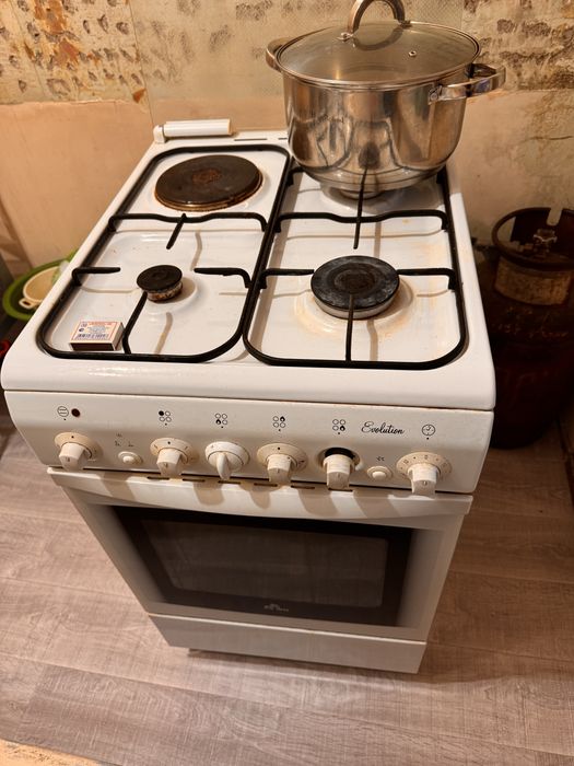 Продам газплиту комбинированную