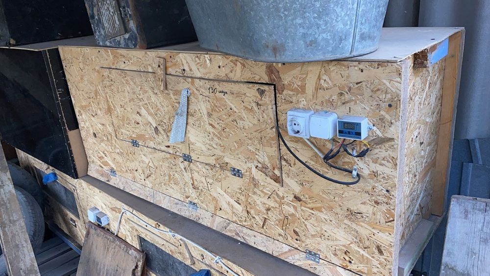 Срочно продам сетки для птицы , брудеры