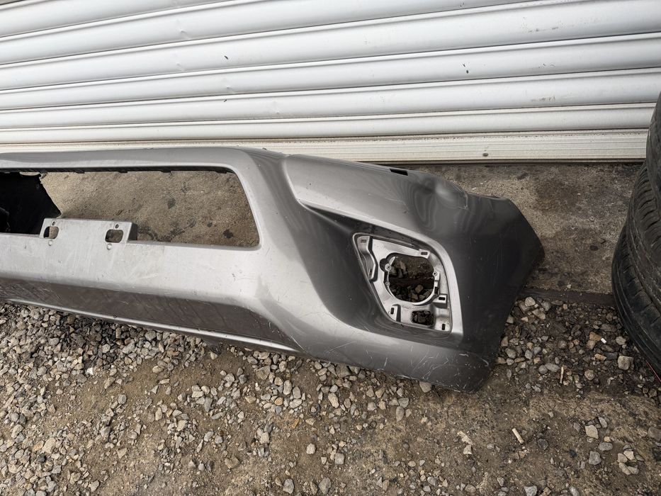 Предна броня за Toyota Hilux (2015-2018)