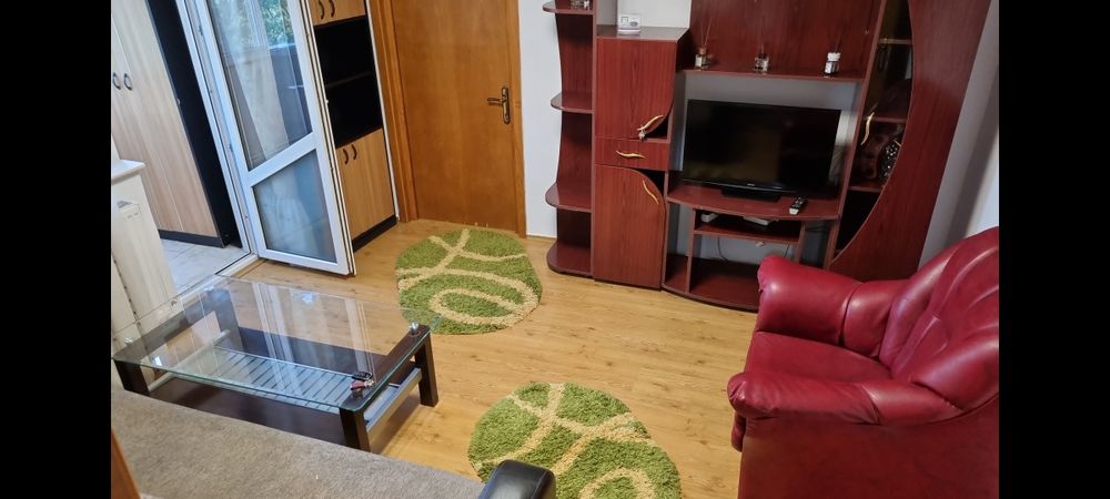 Apartament de inchiriat 2camere,vis-a-vis  de Campus