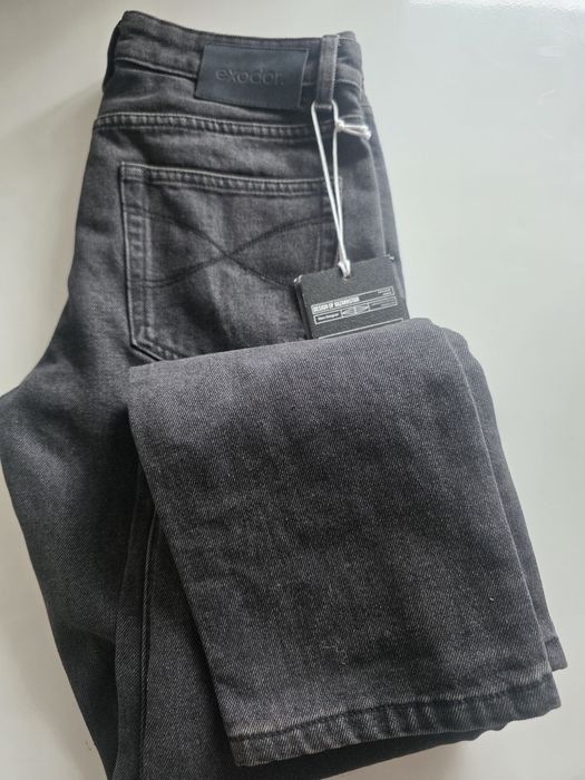 Джинсы размер 29. 5000 тг