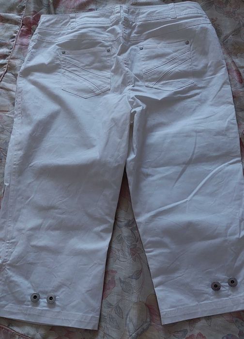 Джинсовые белые капри, штаны белые х/б