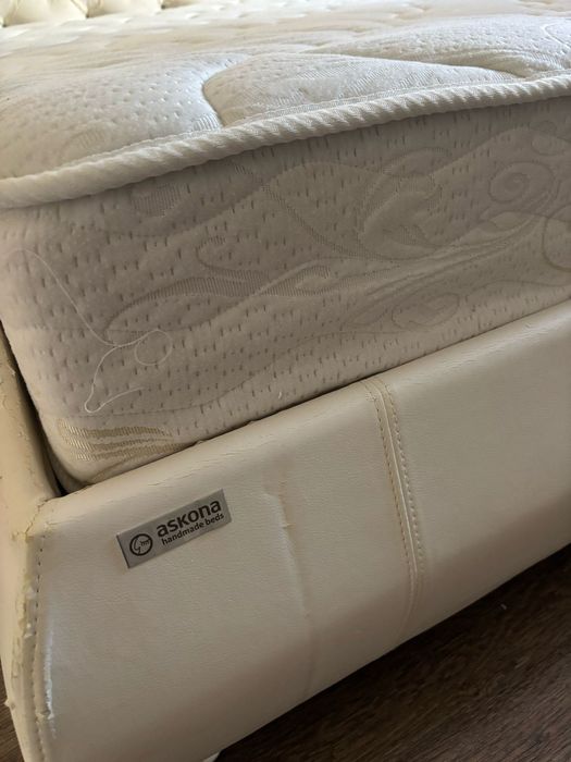 Кровать с матрасом. В 14мкр-не