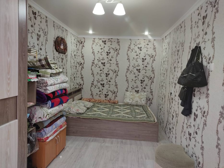 Продам двух комнатную квартиру