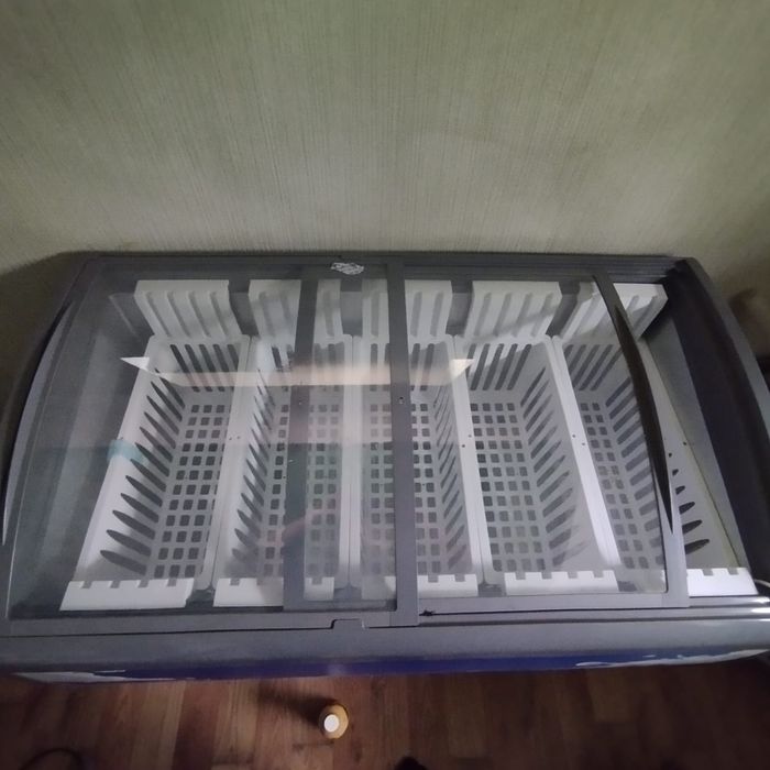 Холодильник для мороженого