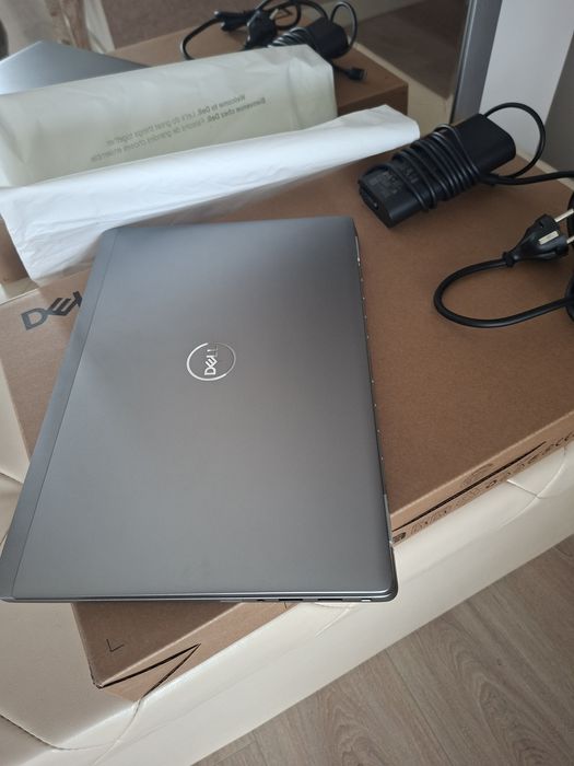 Dell Latitude 7440, 14" Fhd, i7-1370P, 32Gb, 512SSD, 5G, US