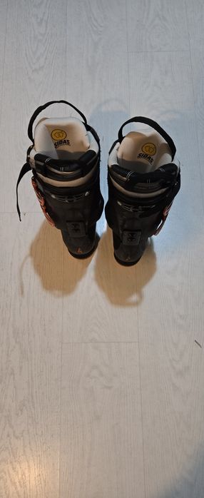 Vând clapari Atomic HAWX  flex 130 marimea 28.5