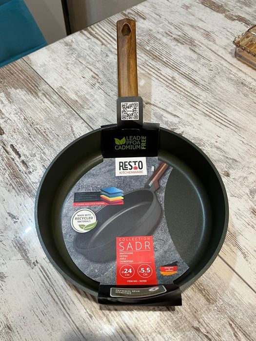 Продам новую сковороду.