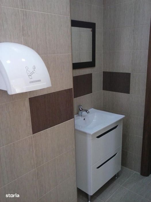 Unirii spatiu comercial mezanin cu acces stradal 65 mp