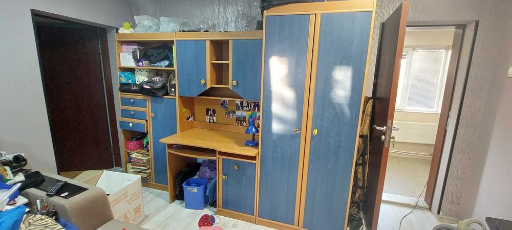 Продавам детско обзавеждане