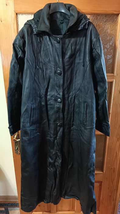 Haina lunga de piele