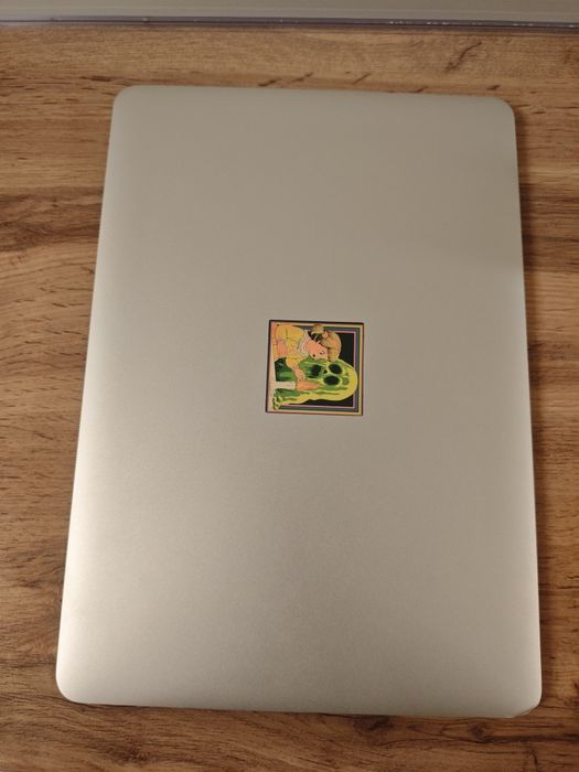 СРОЧНО Продам MacBook air 13 2015г