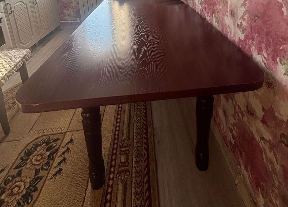 Стол 2 метра и 6 стульев