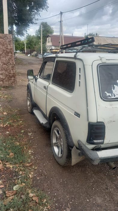 Продам автомобиль Нива