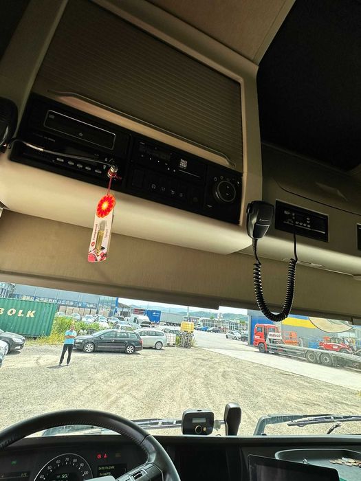 Cap tractor Volvo 6x2  FH16