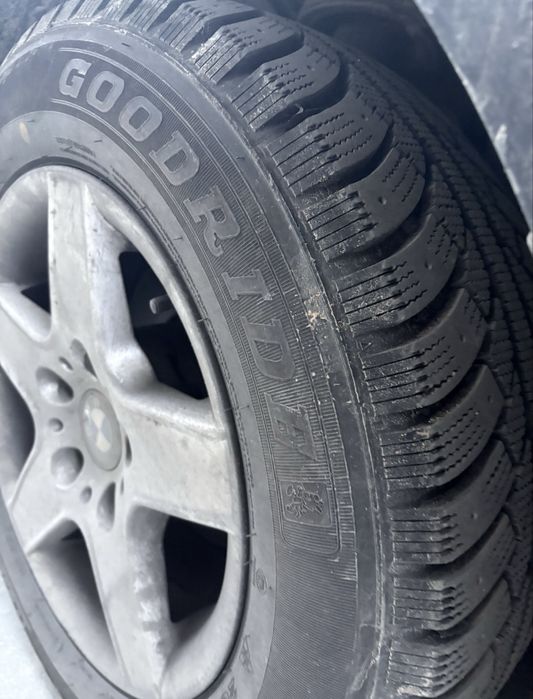 Джанти с чисто нови зимни гуми