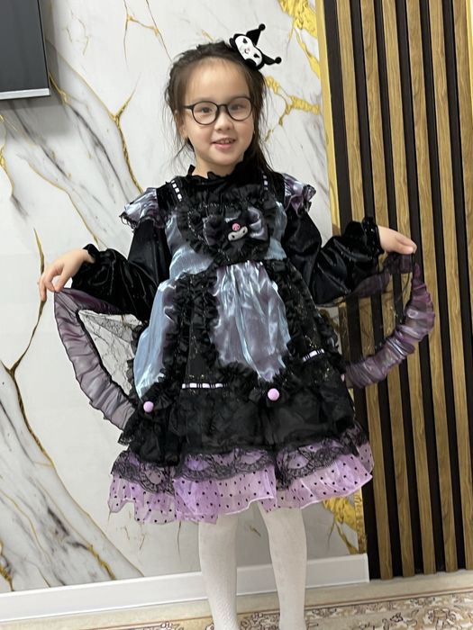 продается платья куроми 7,8 лет