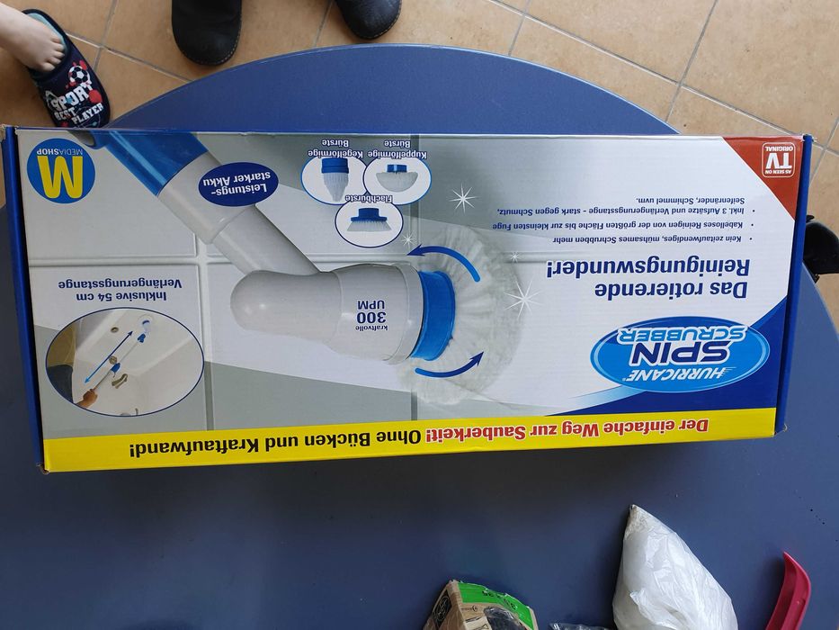 Perie de curățare cu acumulator